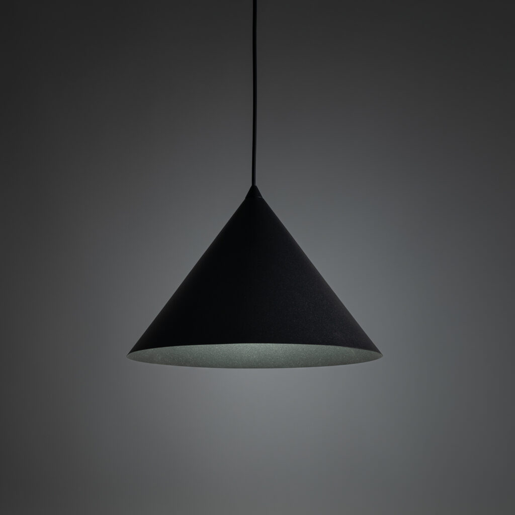 CONO BLACK LAMPA WISZĄCA 1 L