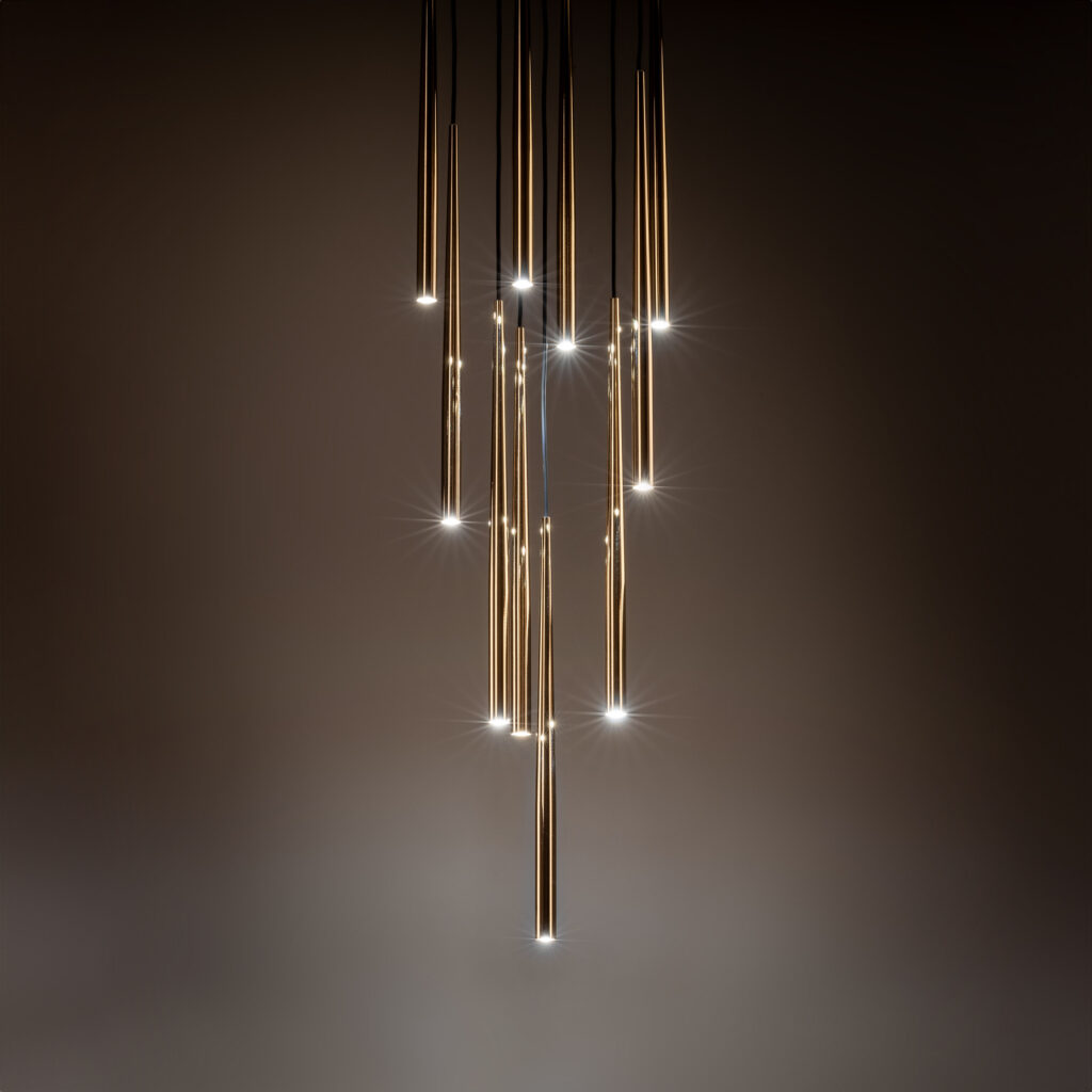 PIANO BLACK GOLD LAMPA WISZACA 10