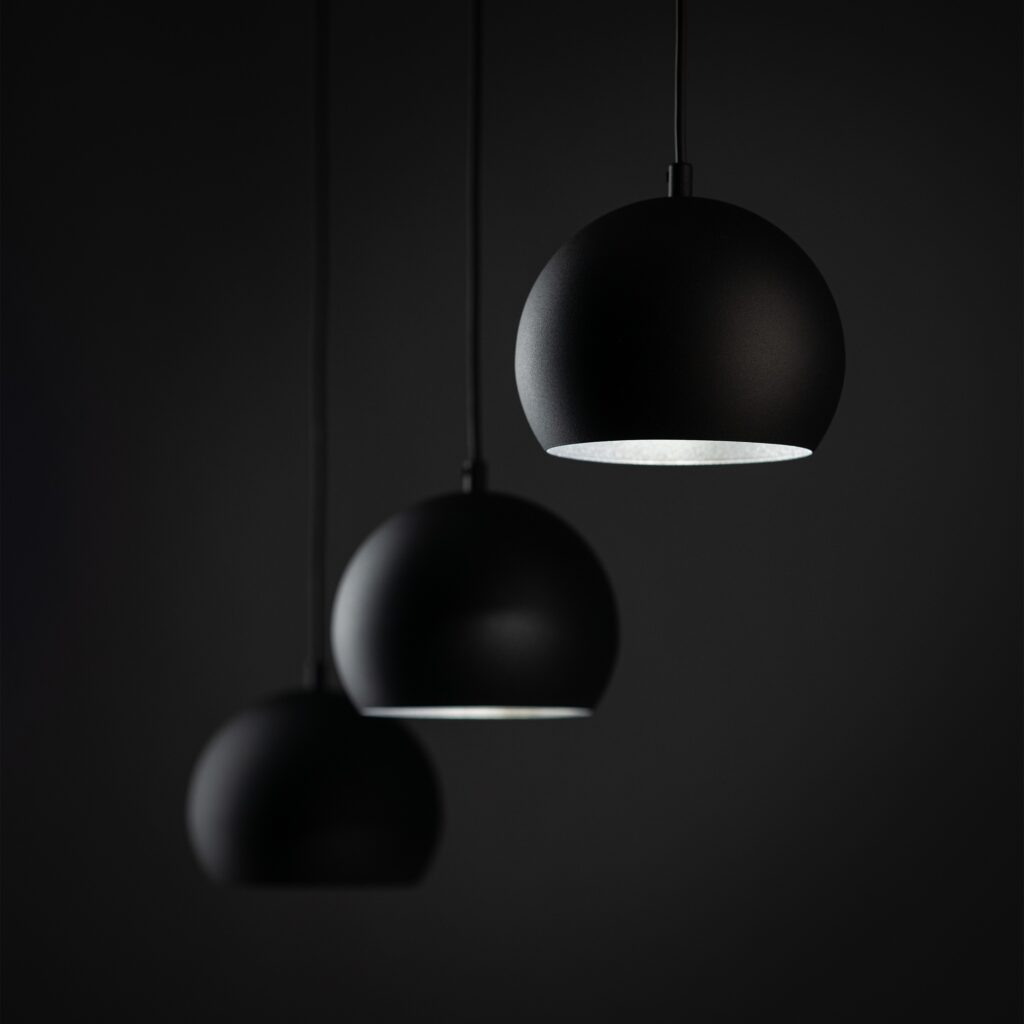 ZOE BLACK LAMPA WISZACA 3 S