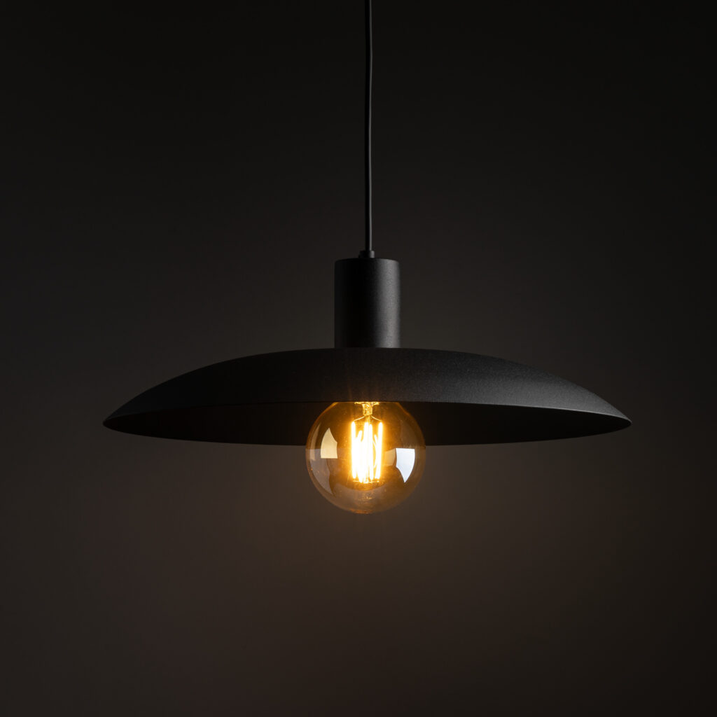 ASTRA BLACK 1XE27 LAMPA WISZĄCA