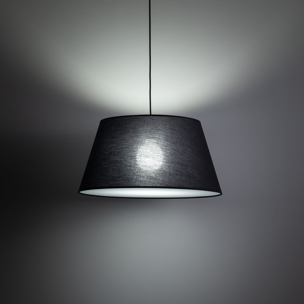 FORMO BLACK LAMPA WISZĄCA 1XE27