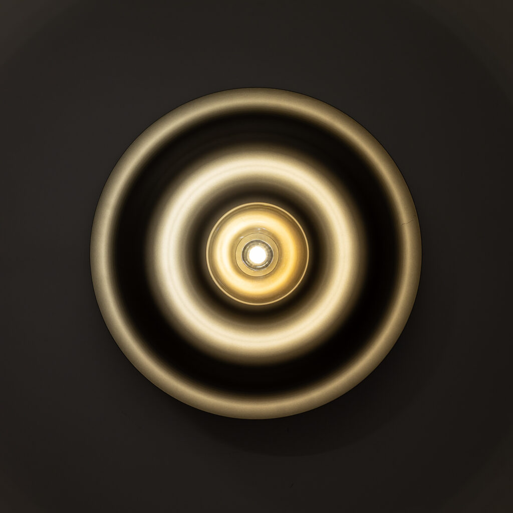 ONDA NEW BROWN L KINKIET 1XG9