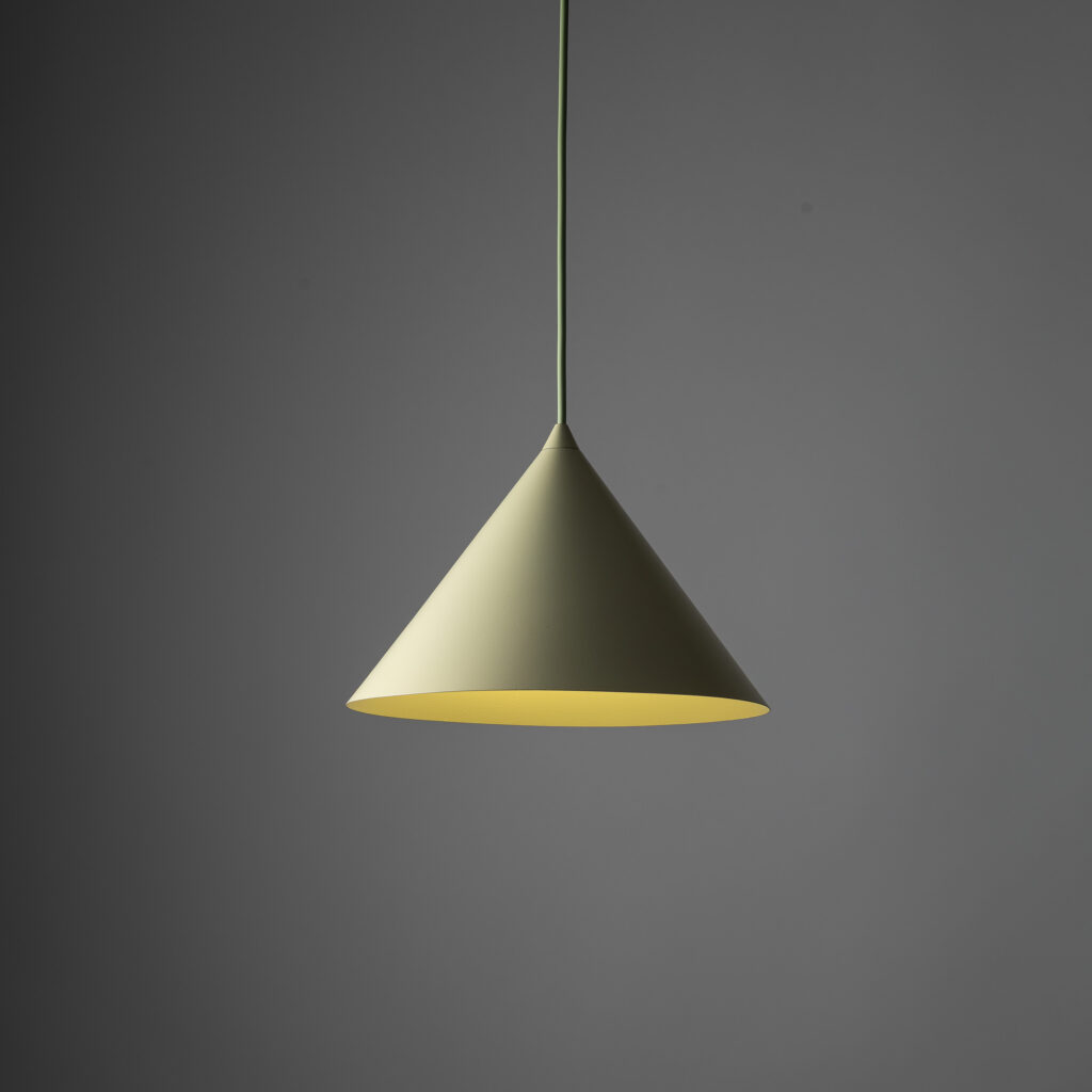 TRACER CONO PISTACIO 1XE27