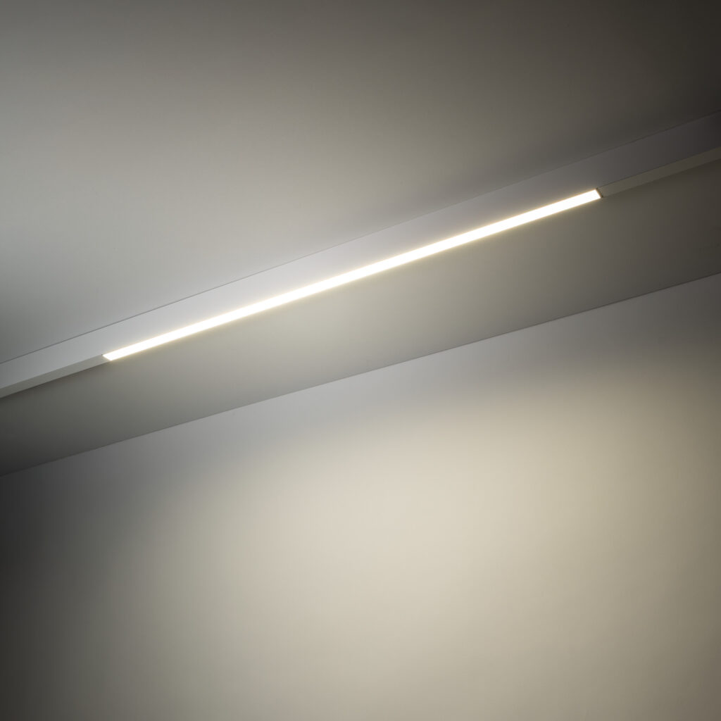 MAGNETIC EASY LINE WHITE 36W 4000K