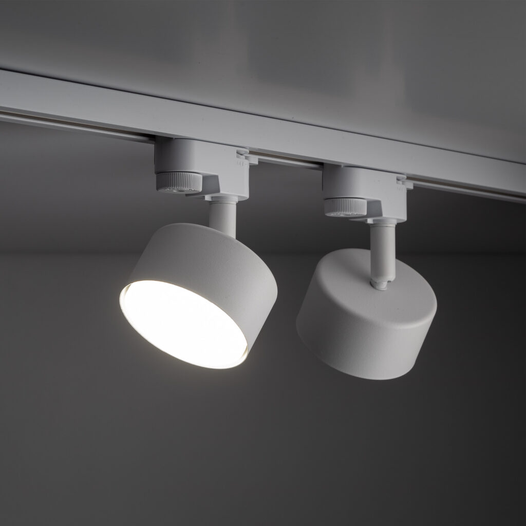 TRACER WHITE  GX 53 LED