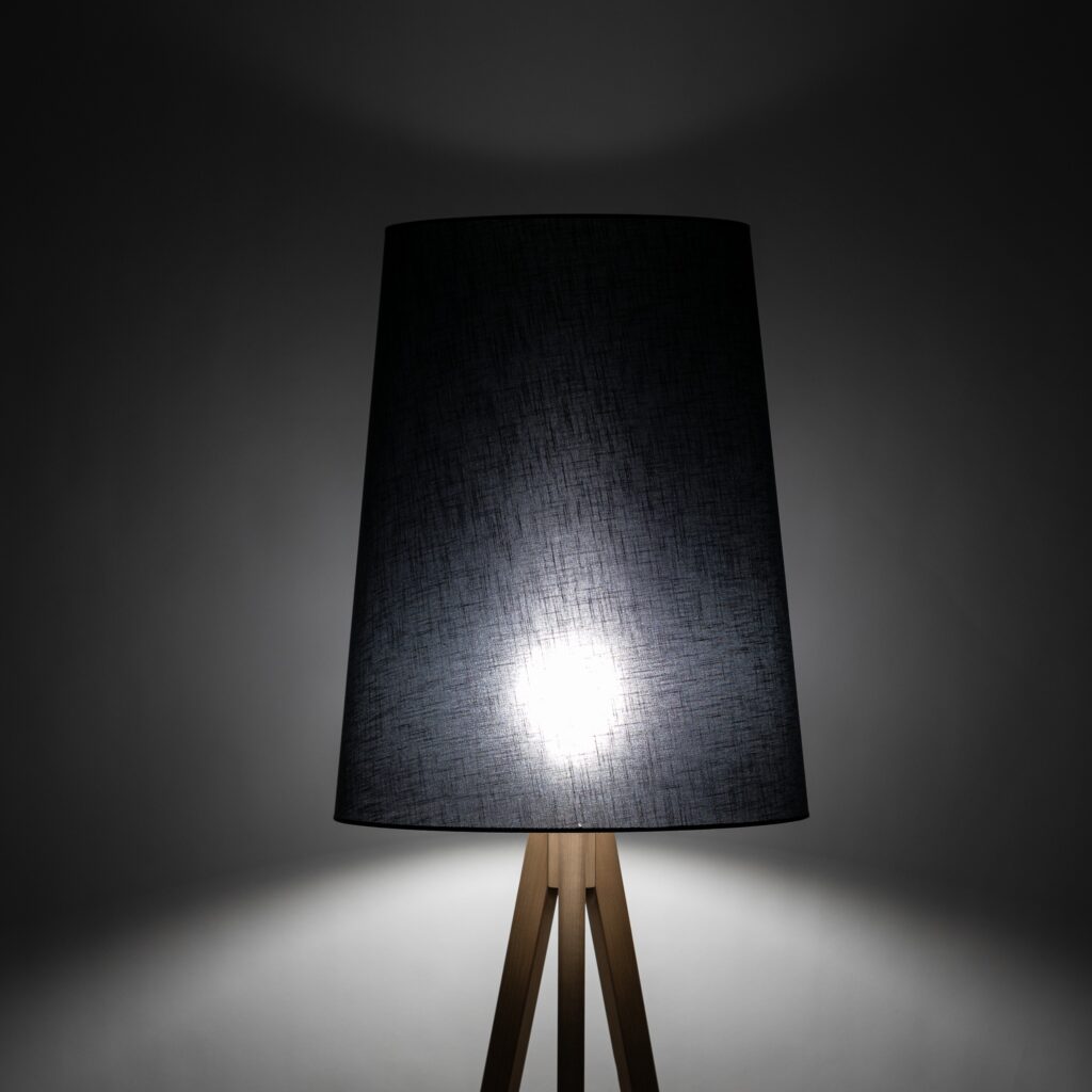 WALZ BLACK LAMPA PODŁOGOWA 1  FSC 100%, SA-COC-006060