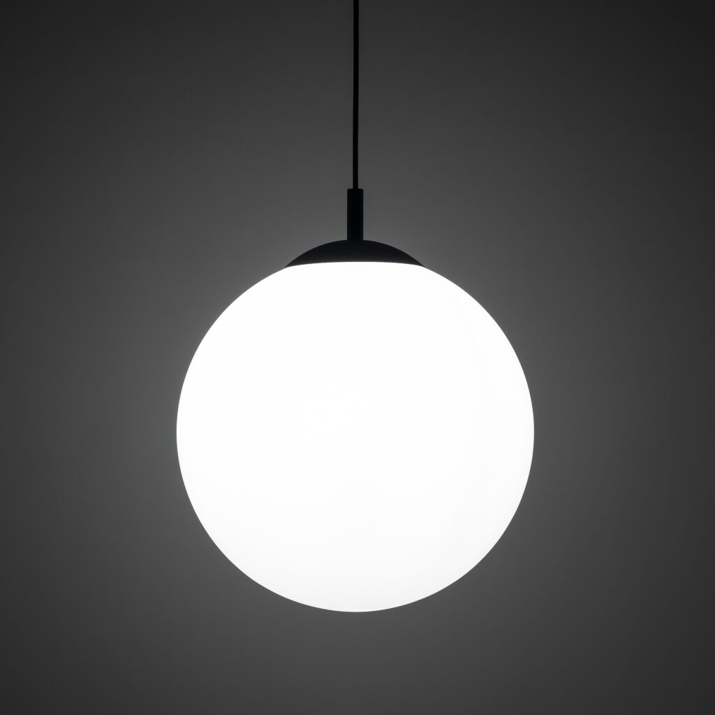 ESME WHITE LAMPA WISZĄCA 1  350