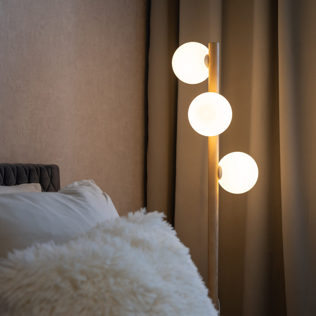 ESTERA WOOD LAMPA PODŁOGOWA 3