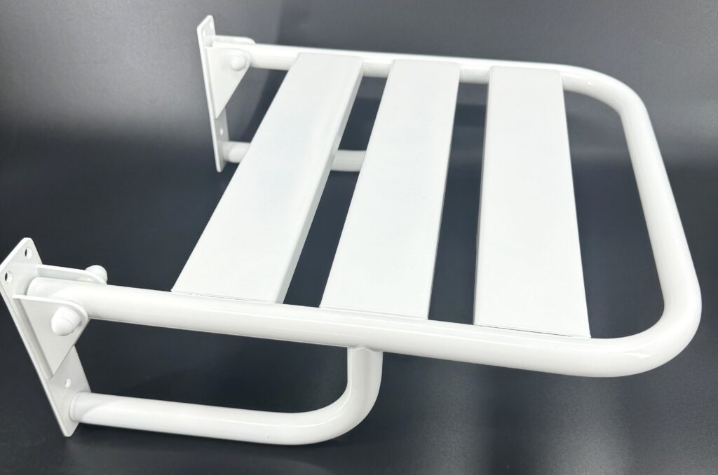 Siedzisko (krzesełko) prysznicowe metalowe składane ANDEX Bez Barier 836B stal nierdzewna biały